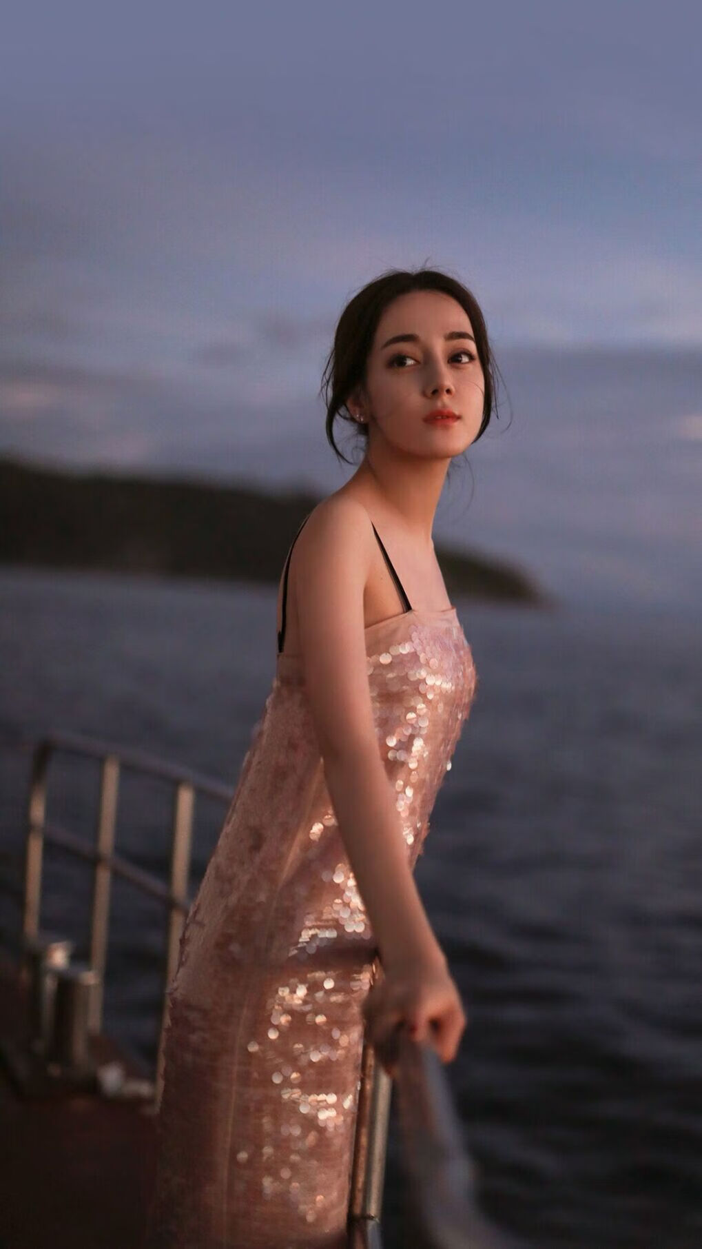 APP下载 LY Sports-足球比赛加入青少年手势指令辅助沟通机制，足球比赛球员手势