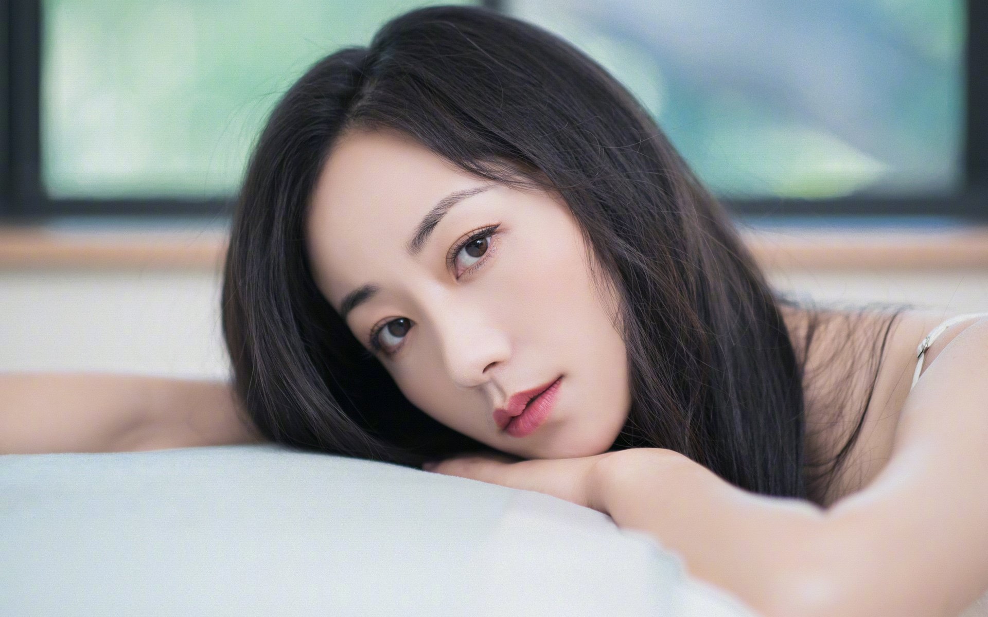 APP下载 LY Sports-仰泳稳定推进吉尔吉斯斯坦晋级顺利，一个男生和你说话老是笑