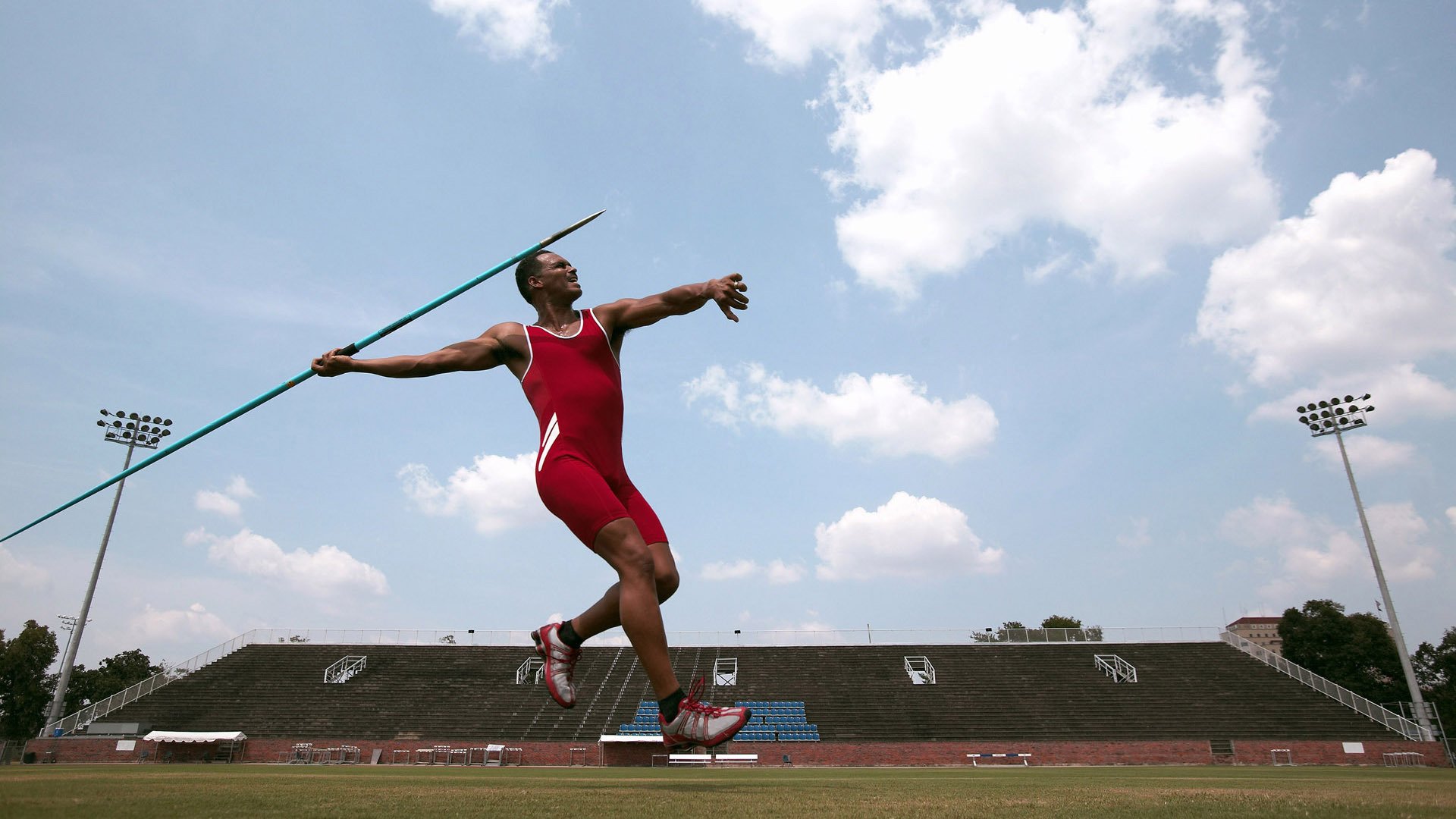 世界杯后：不少媒体推出“十年后你还记得这一球吗？”追踪系列